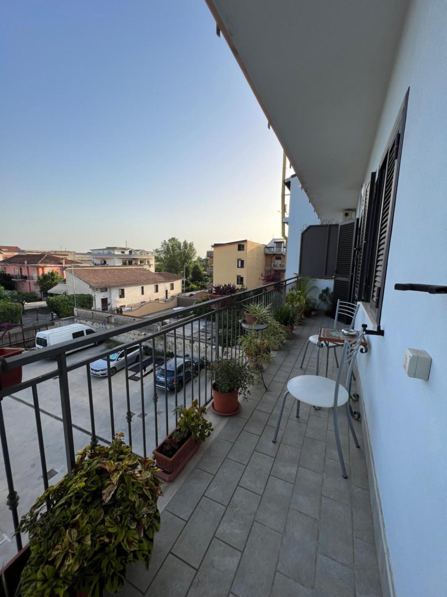 Il Giardino Della Reggia Bed & Breakfast กาแซร์ตา ภายนอก รูปภาพ