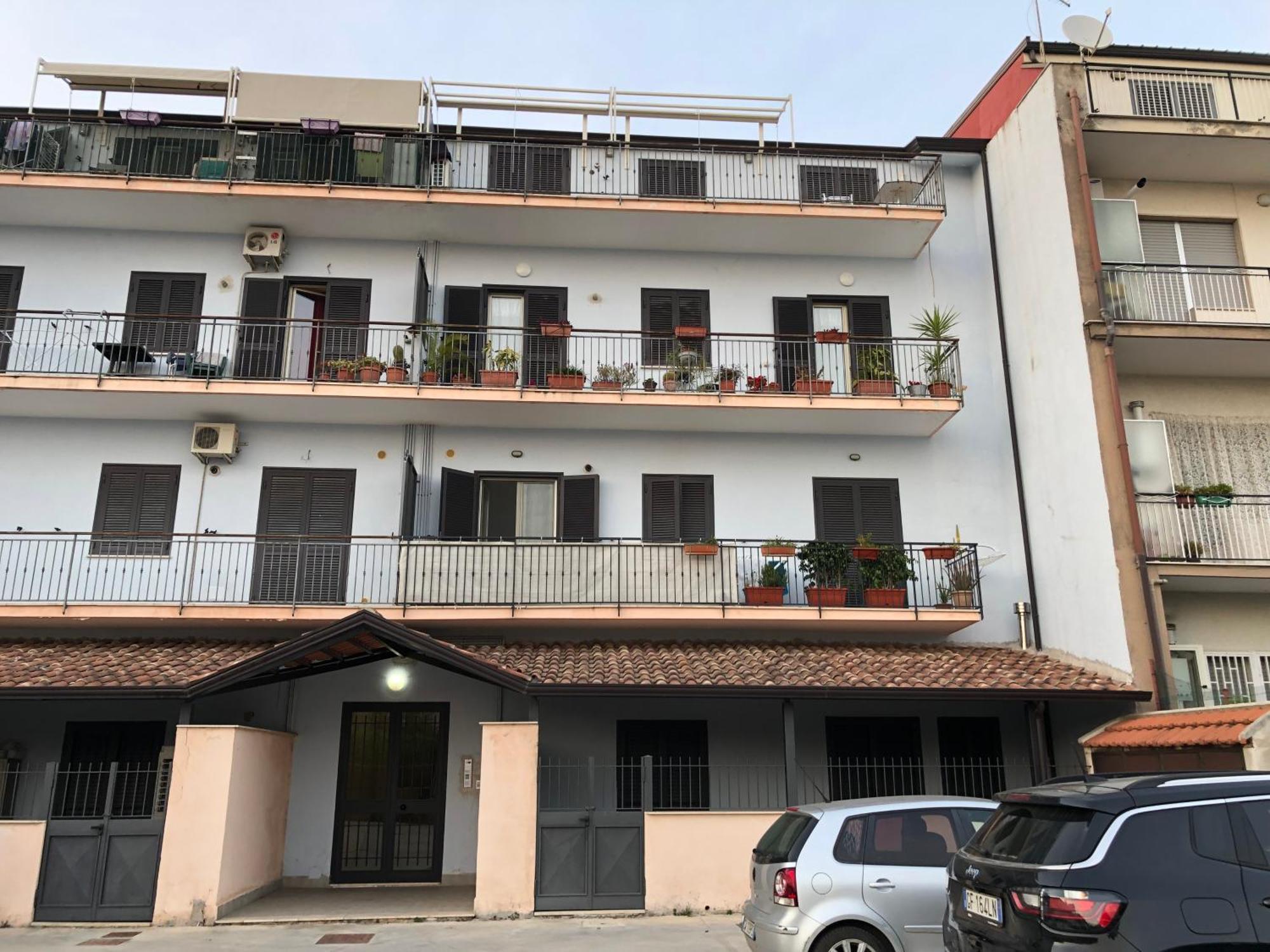 Il Giardino Della Reggia Bed & Breakfast กาแซร์ตา ภายนอก รูปภาพ