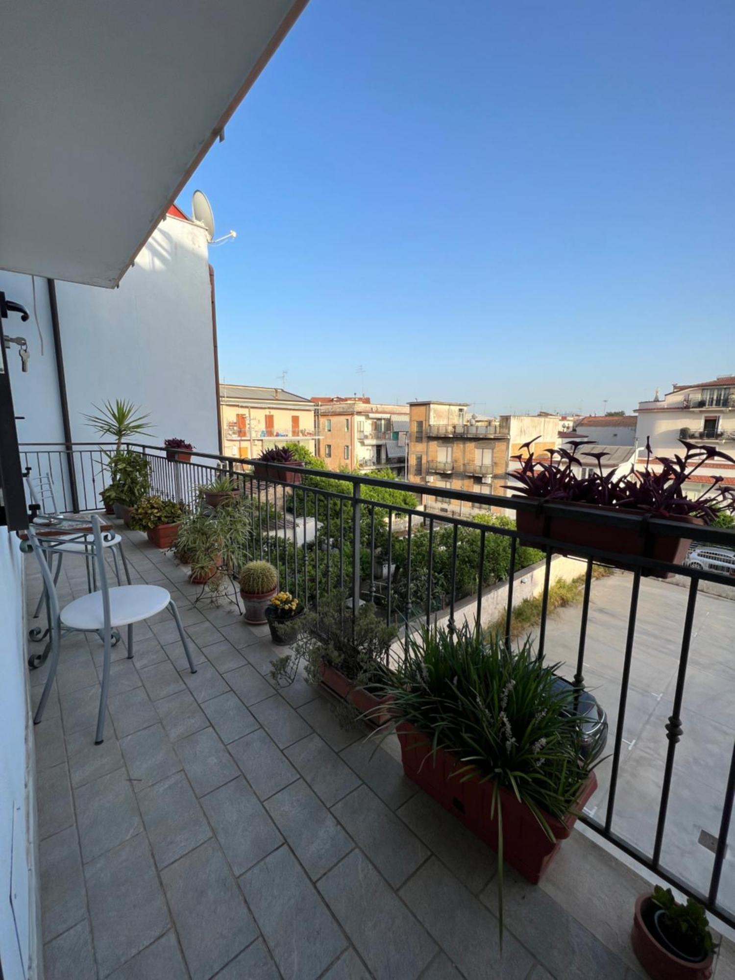 Il Giardino Della Reggia Bed & Breakfast กาแซร์ตา ภายนอก รูปภาพ