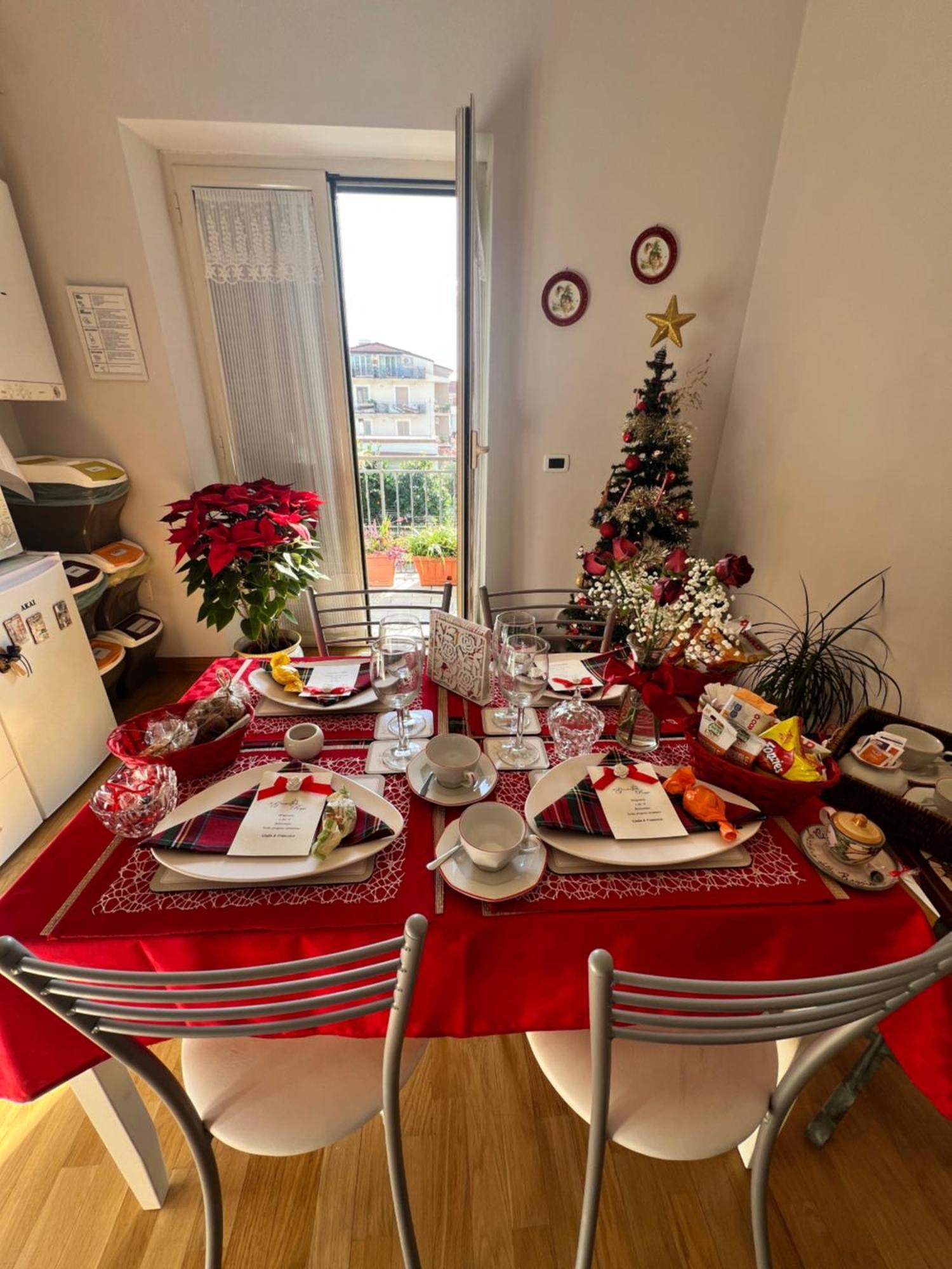 Il Giardino Della Reggia Bed & Breakfast กาแซร์ตา ภายนอก รูปภาพ